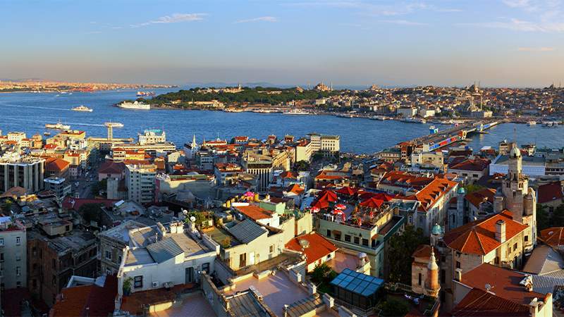 Istanbul city skyline